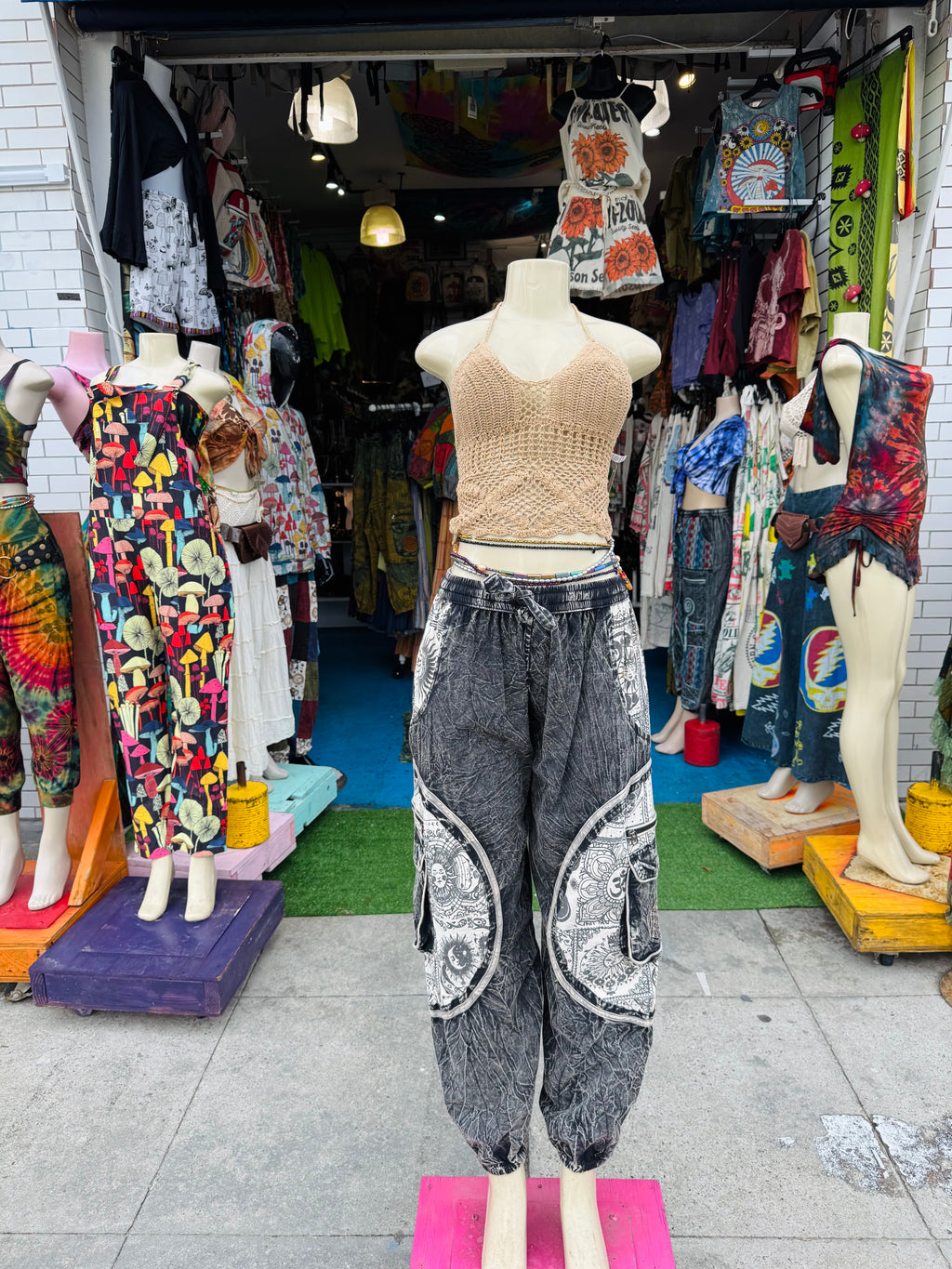 Moon/sun cargo pants