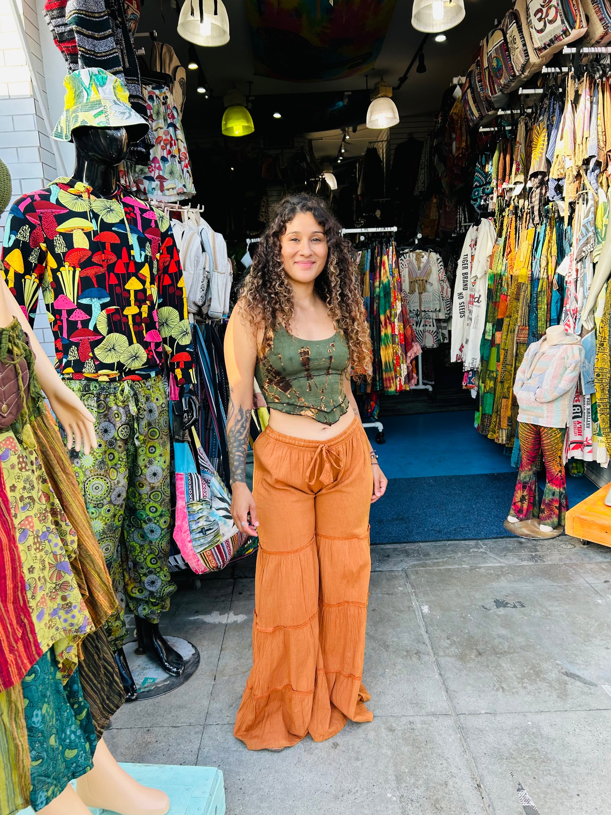 Hip flare low rise pants