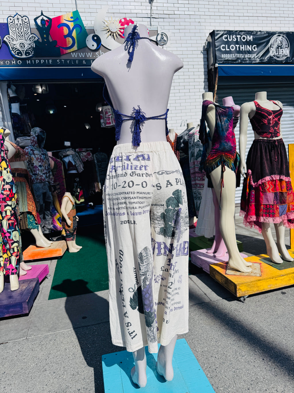 Vintage grape capri pants