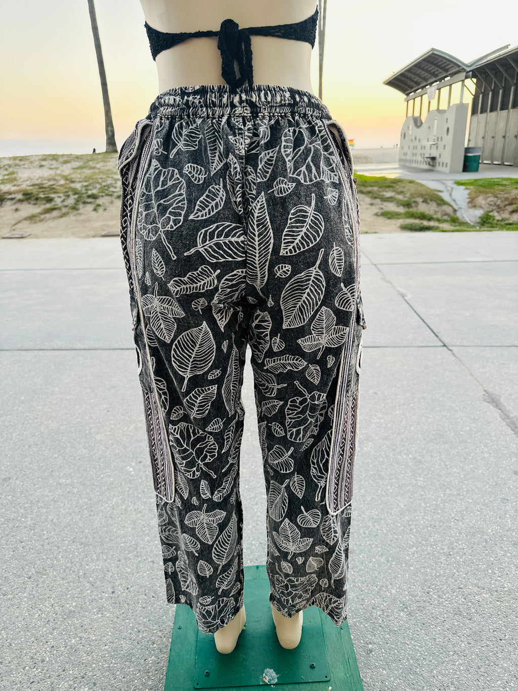 Boho leaf pants (blk/white )