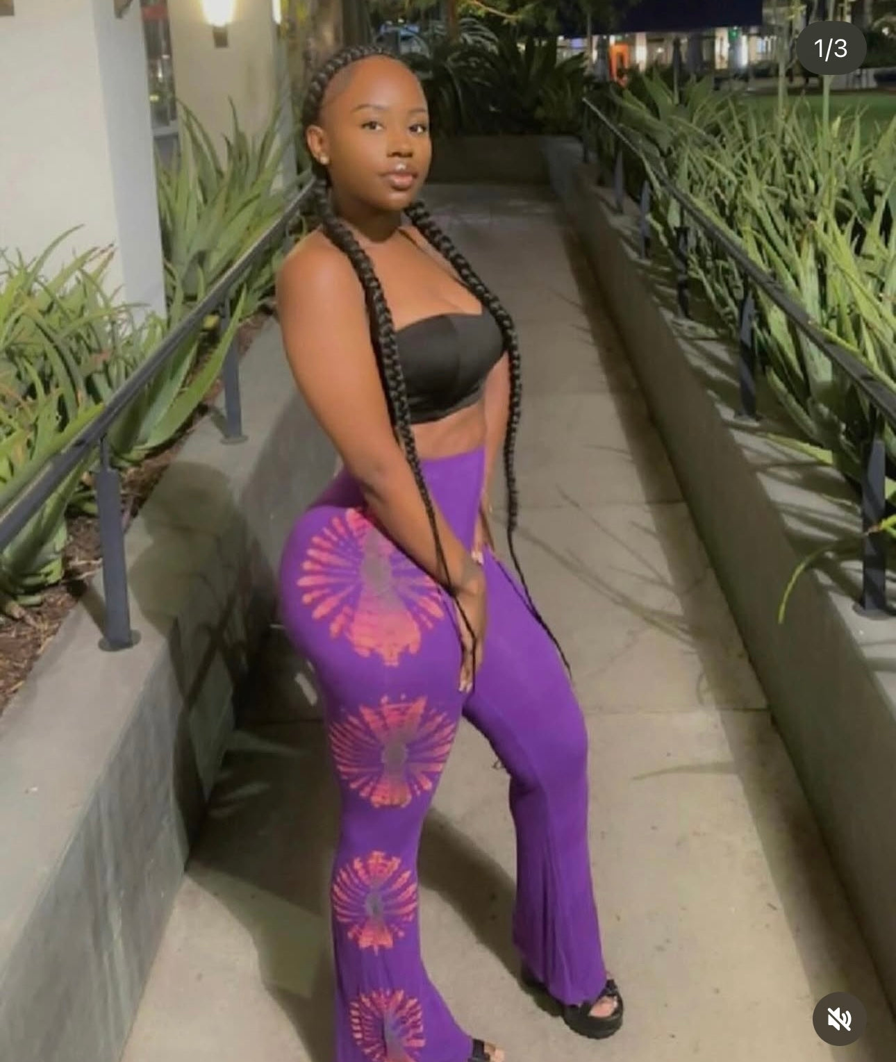 Bell bottom leggings