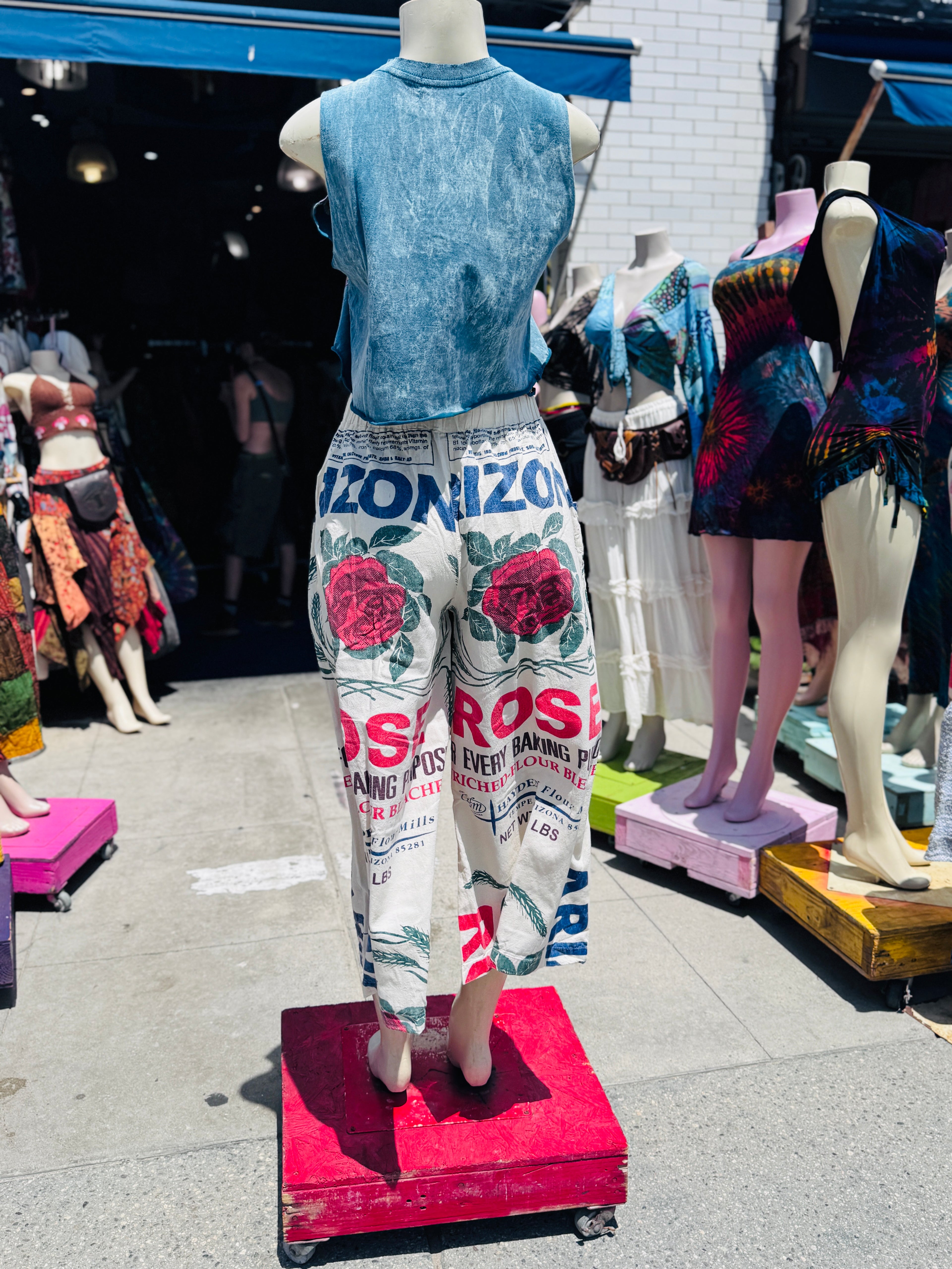 Vintage Rose capri pants