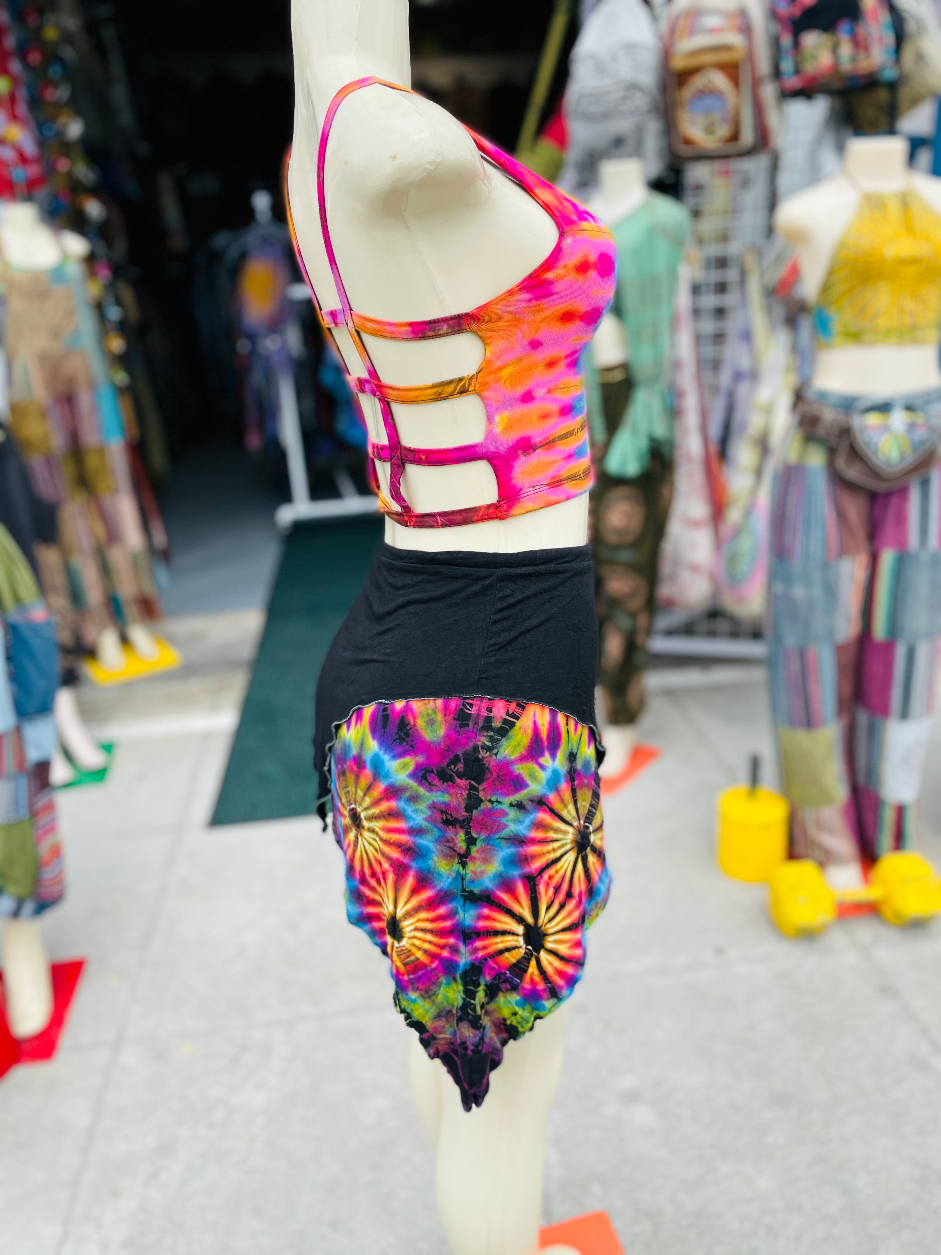 Wild short skirt (various colors)