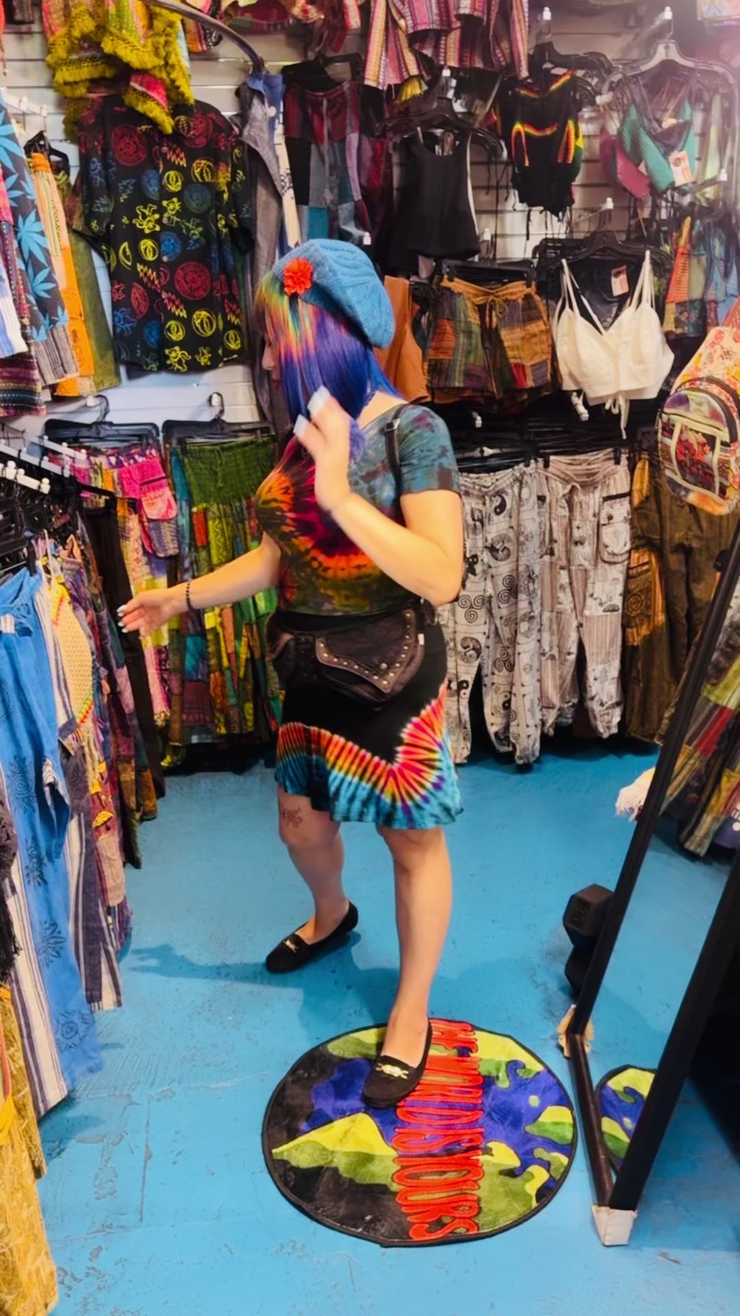 Lilo tie dye skirt (black/rainbow)