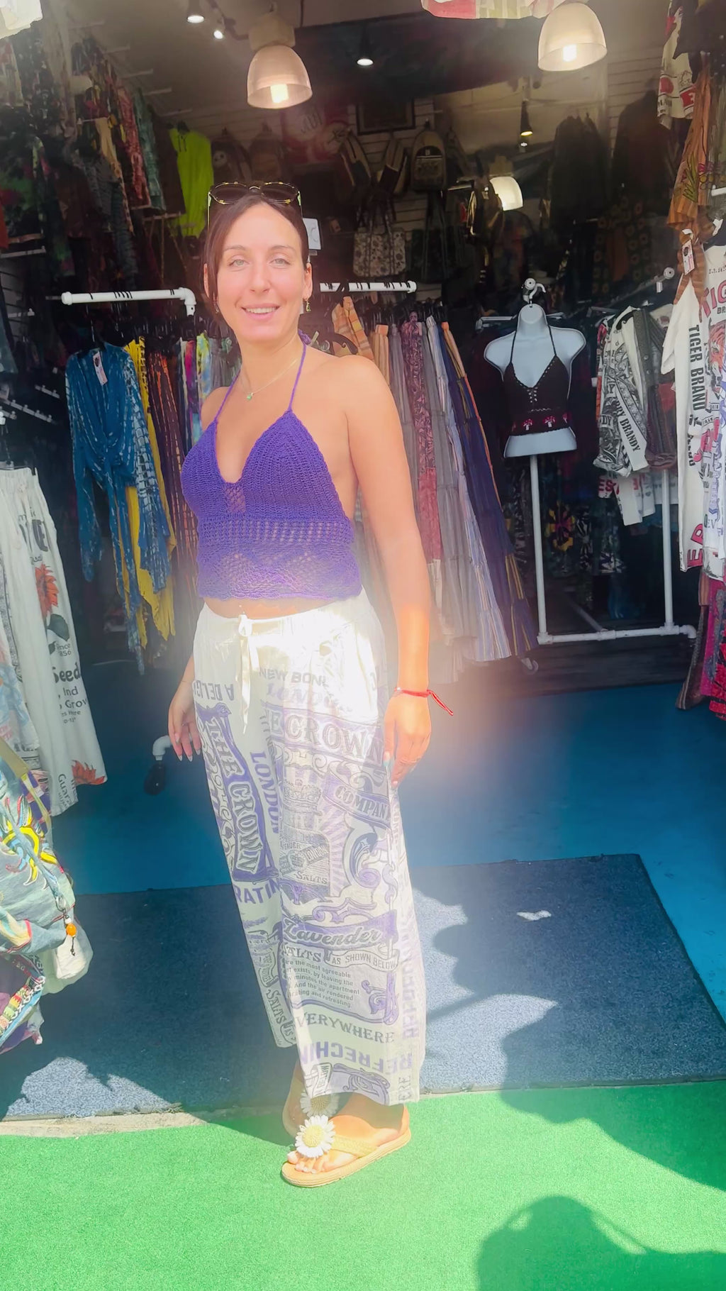 Vintage crown capri pants