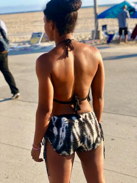 Hot Yoga Shorts (Black & White)
