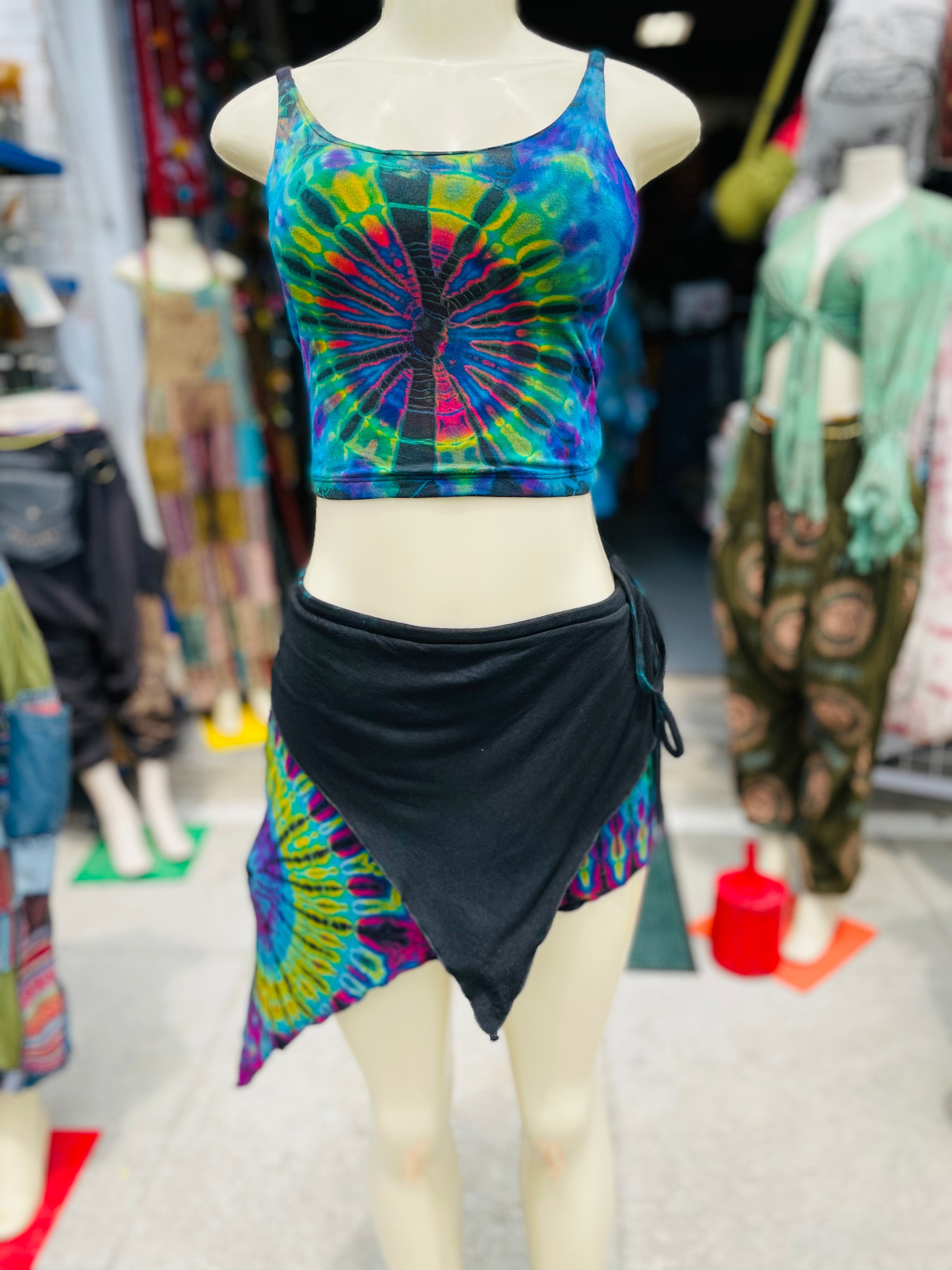Wild short skirt (various colors)