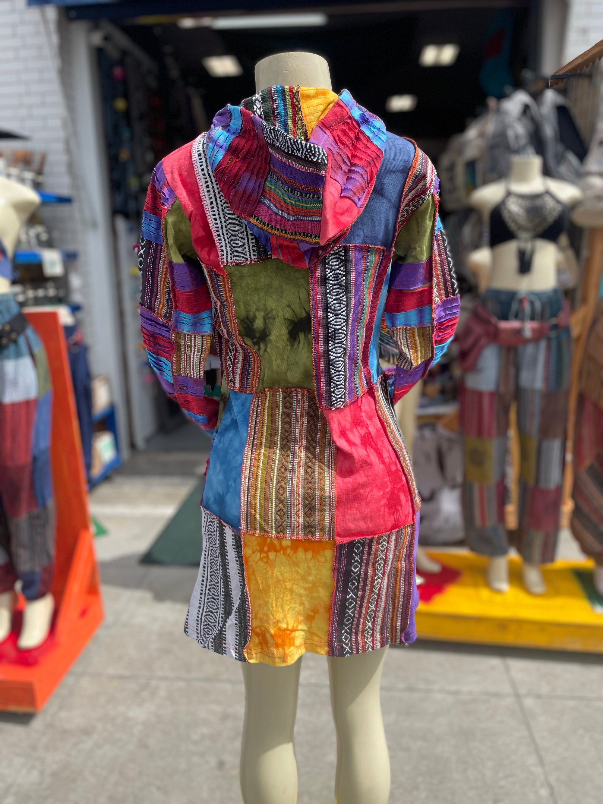 Colorful patch long hoody