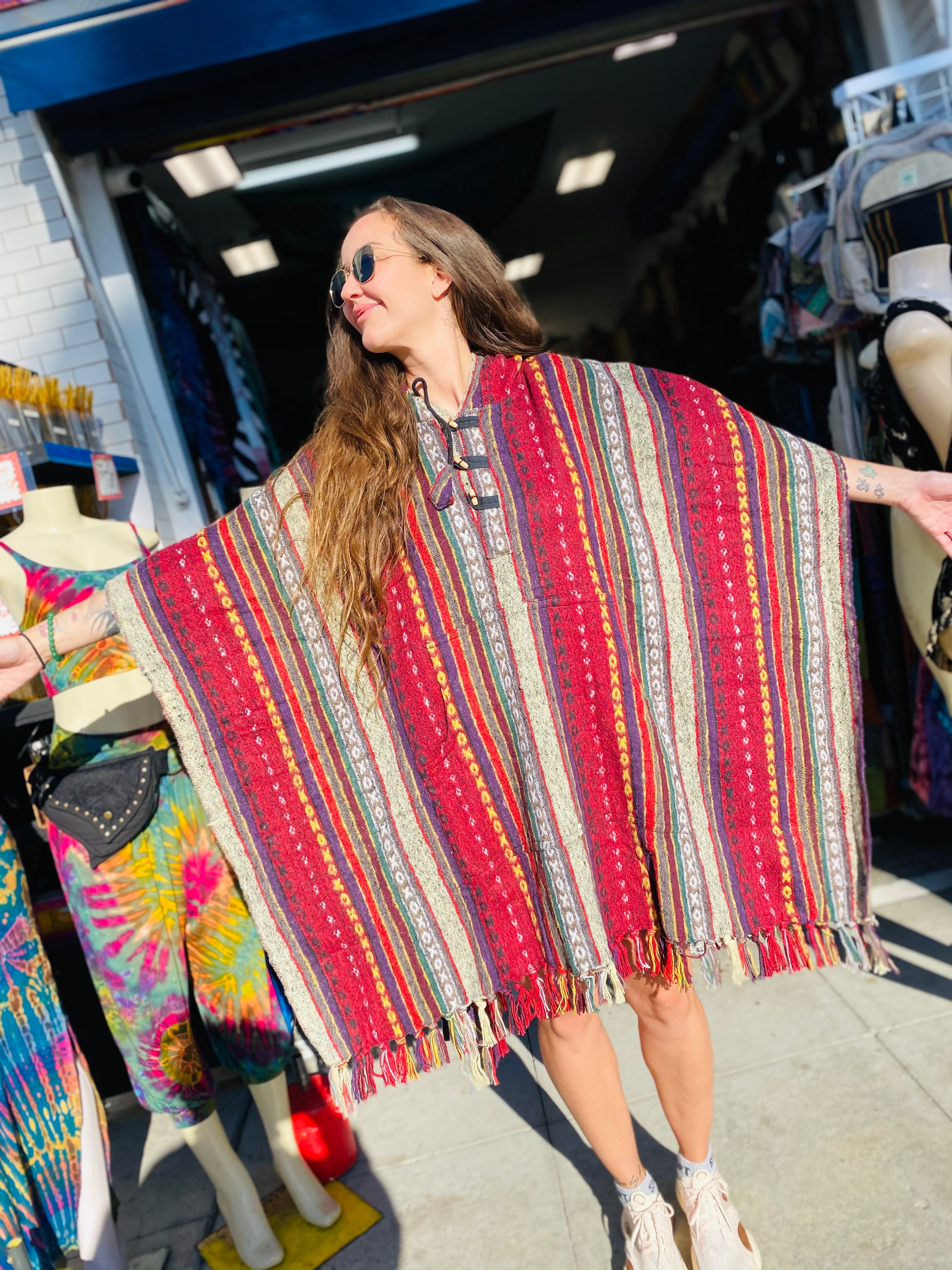 Everest Poncho (Red)