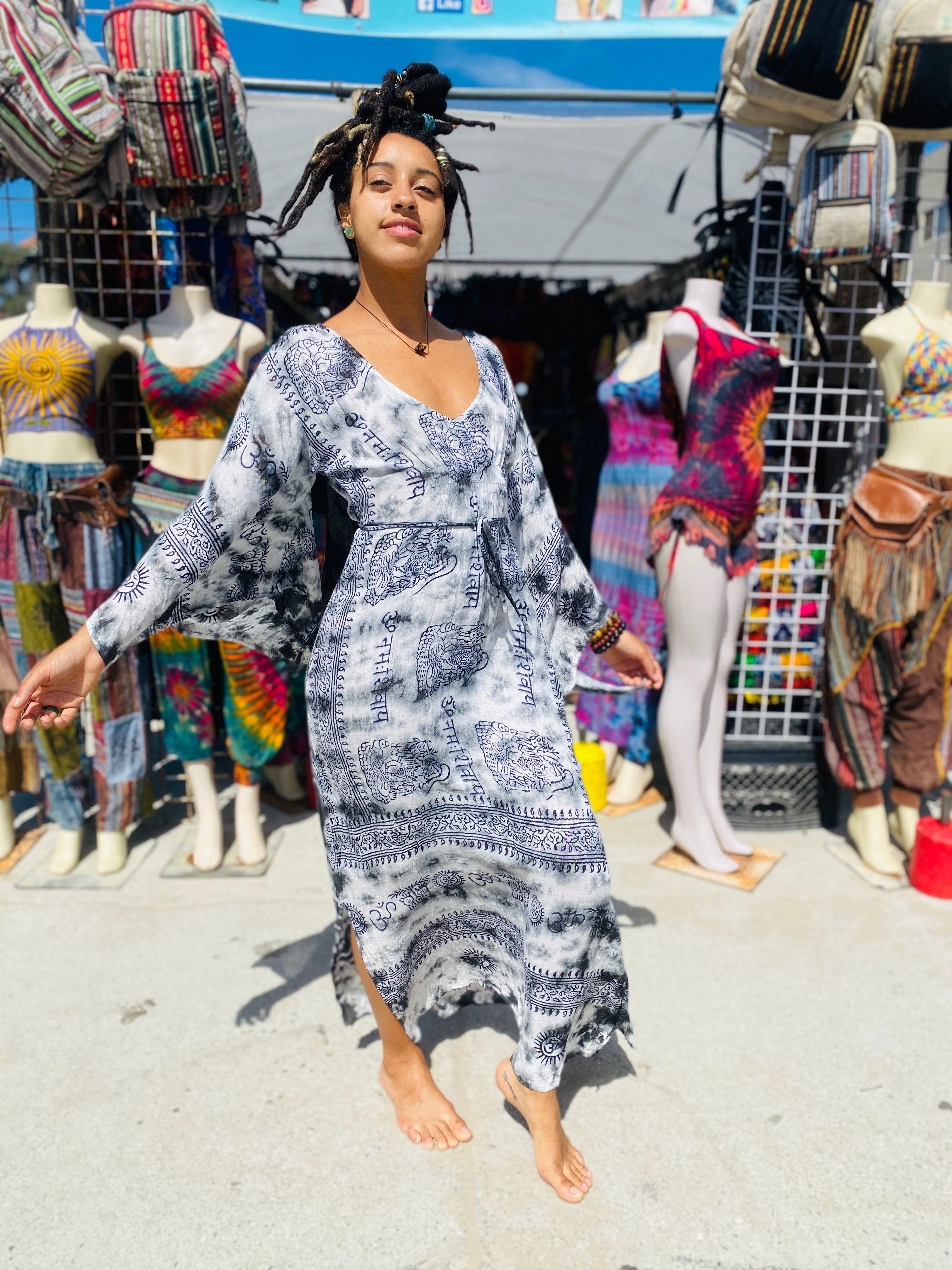 Ohm long dress flare sleeve